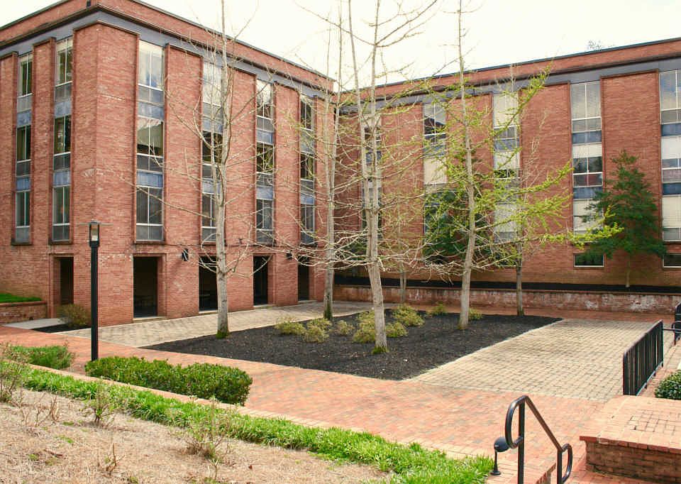 1st image of 1400 Kenesaw Ave APT 11G