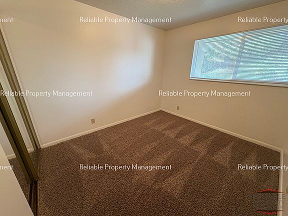 5th image of 1420 Benton St APT 2