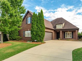 5889 Long View Ln, Trussville, AL 35173