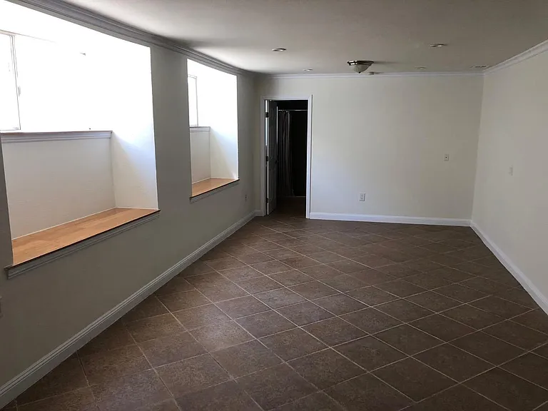 628 Miller Ave — Photo 14