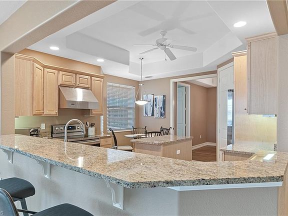 5th image of 10221 Bellavista Cir APT 202