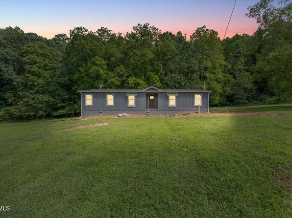 2739 Siam Rd, Elizabethton, TN 37643