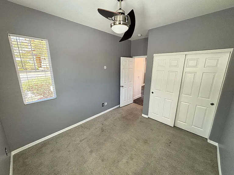 10612 Forum Peak Ln — Photo 31