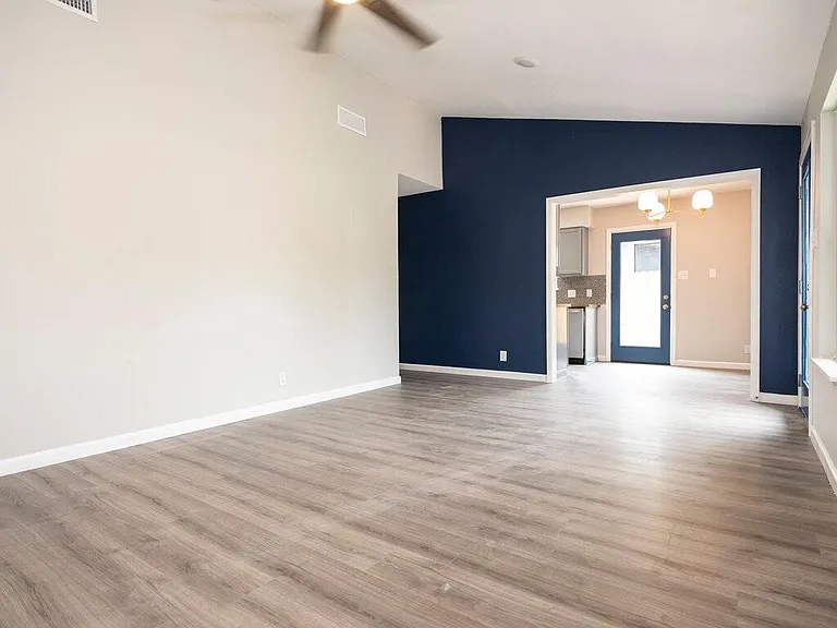 2526 Glen Springs Way #A — Photo 15