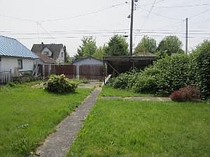 3rd image of 4334 Tacoma Ave S