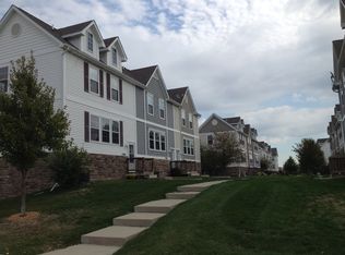 15244 Alpine Dr, Urbandale, IA 50323