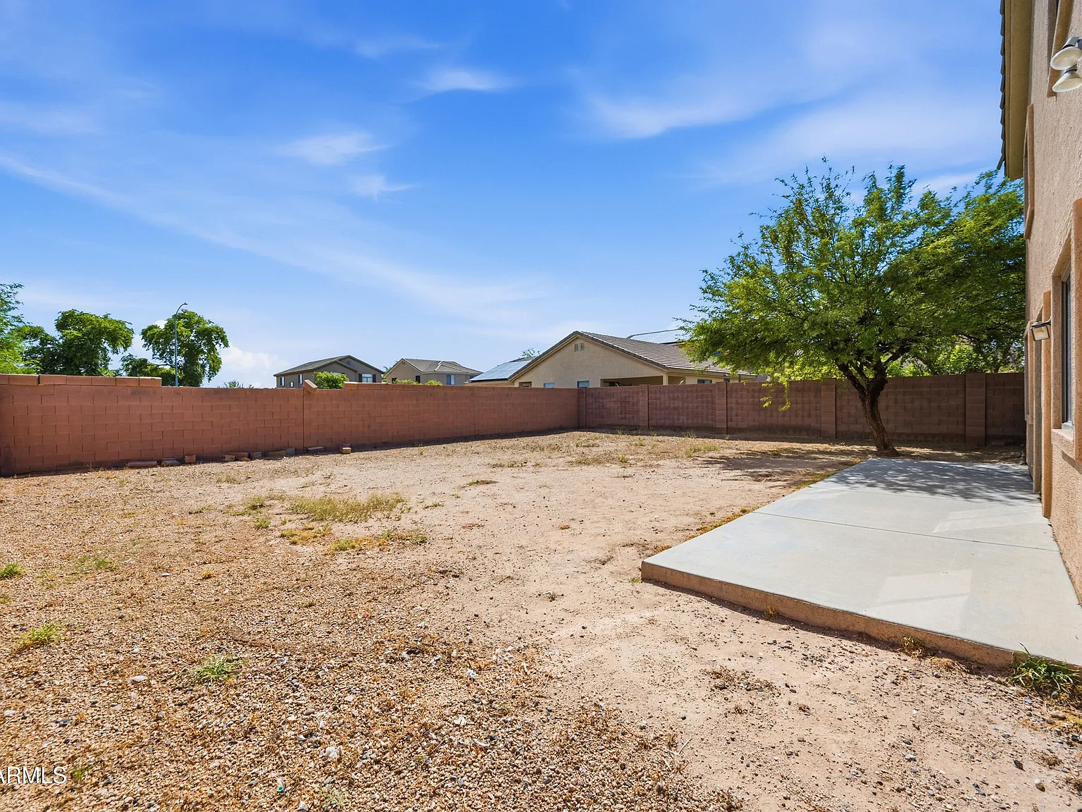 4 bed, 2.5 bath, 2226 sqft, $2,300 — Photo 4