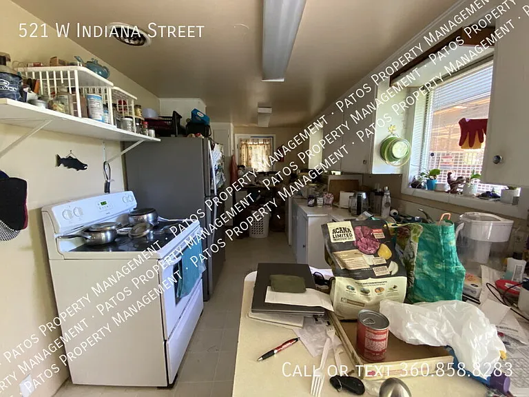 521 W Indiana St — Photo 5