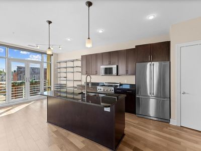 1145 N High St #302, Columbus, OH, 43201