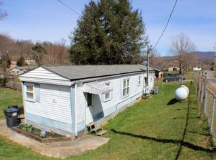 103 Payne St, Elizabethton, TN 37643
