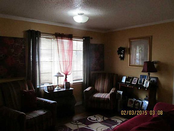 4th image of 2755 Amherst St