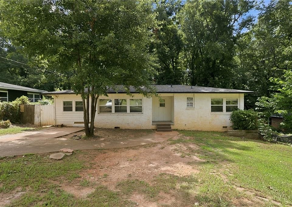 1st image of 6135 Holiday Blvd