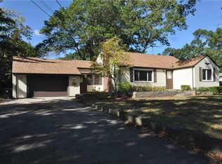 115 Spooner Ave, Warwick, RI 02886