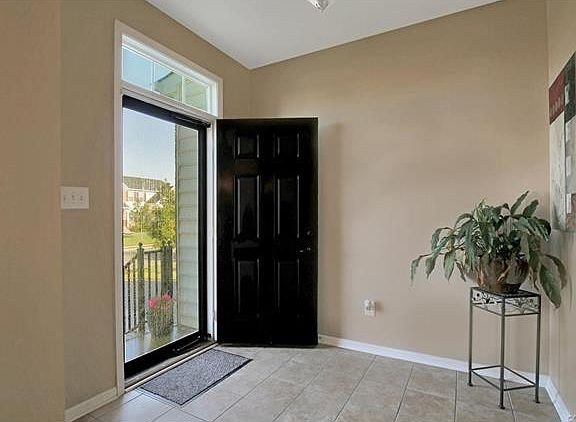 3rd image of 3200 Macallan Pkwy