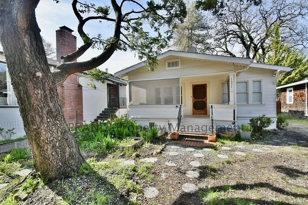 1051 San Anselmo Ave photo 1