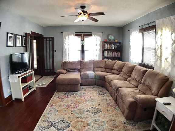 2nd image of 30 Bramley St
