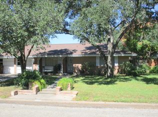 1130 W Henrietta Ave, Kingsville, TX 78363