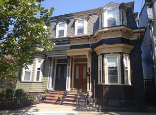25 Thomas Park, South Boston, MA 02127