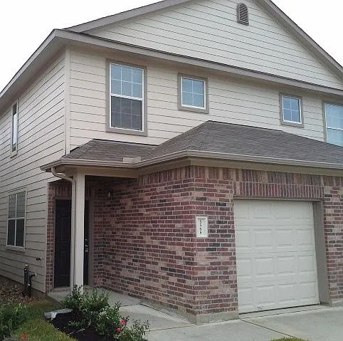 Plantation Lakes Duplexes — Photo 3