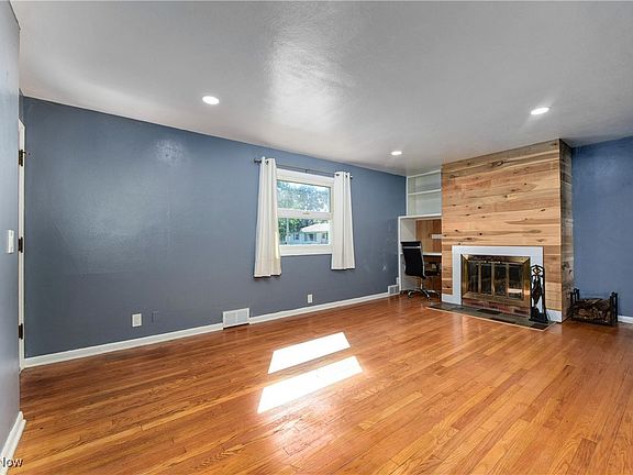 5th image of 5310 Ashland Ave