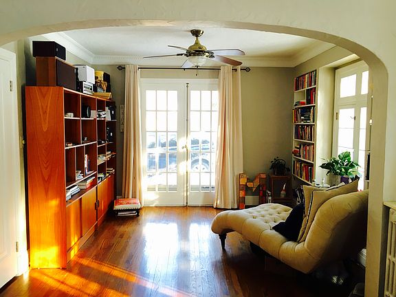 3rd image of 2020 W Lincoln Ave