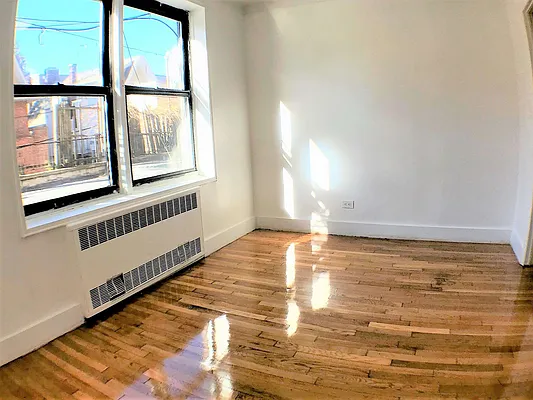 Rented by Lang Realty LLC | media 17