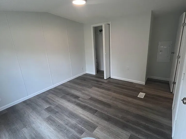 312 Hammond St — Photo 14