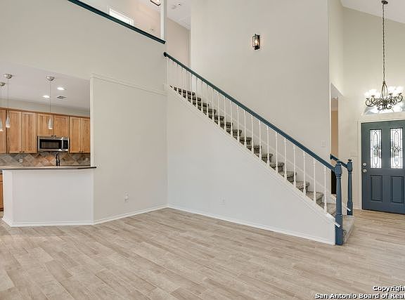 5th image of 6606 Shady Bend Dr