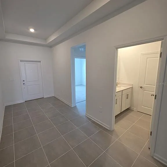 5637 Nina Way — Photo 3