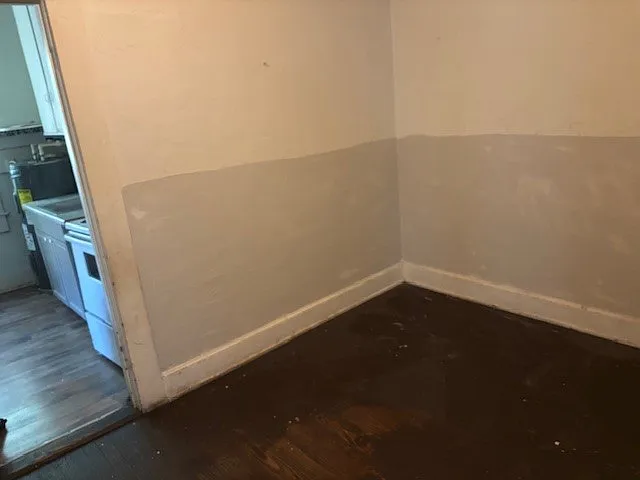 1 bed, 1000 sqft, $795 — Photo 2