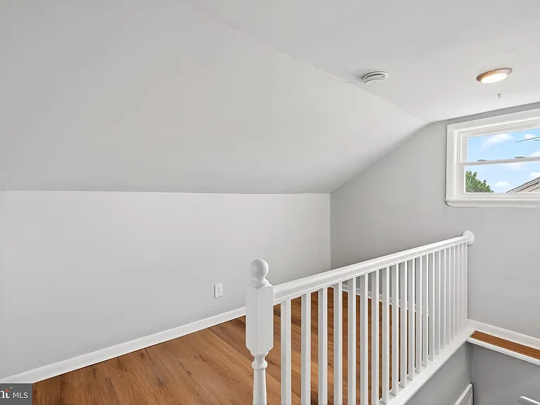 29 W Elm Ave — Photo 26