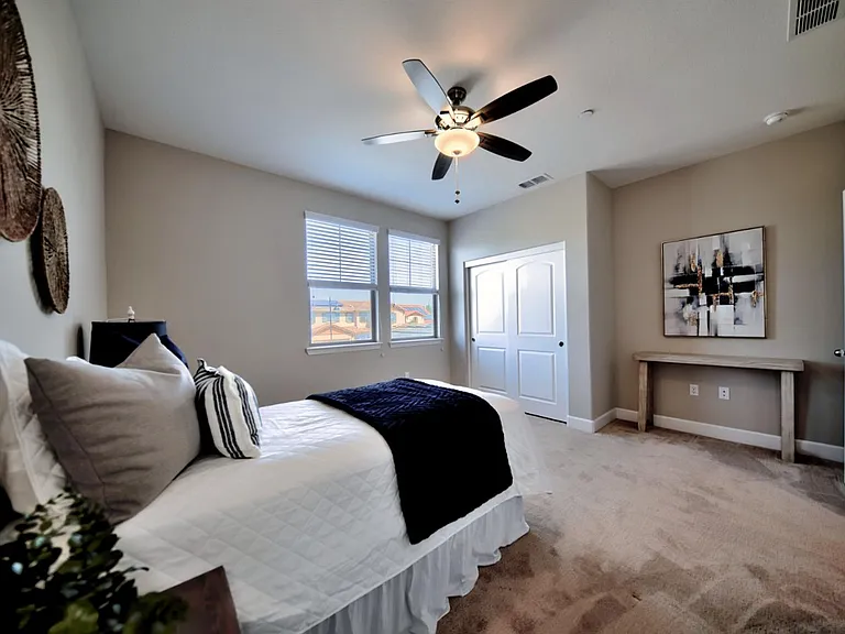 1734 Cranbrook Ct — Photo 13