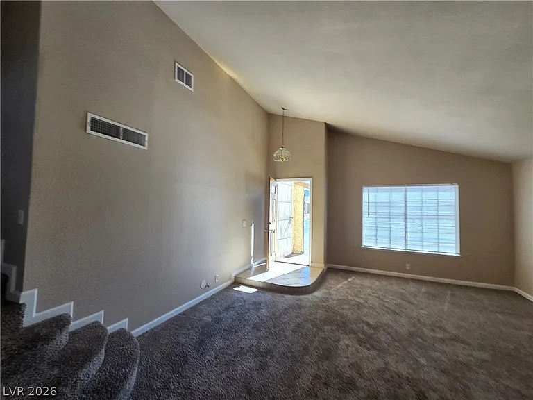 1745 Mount Hood St — Photo 10