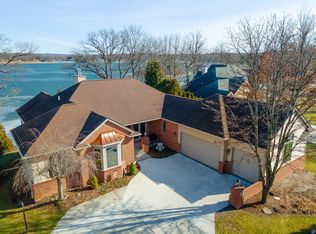 9215 Ridge Rd, Goodrich, MI 48438