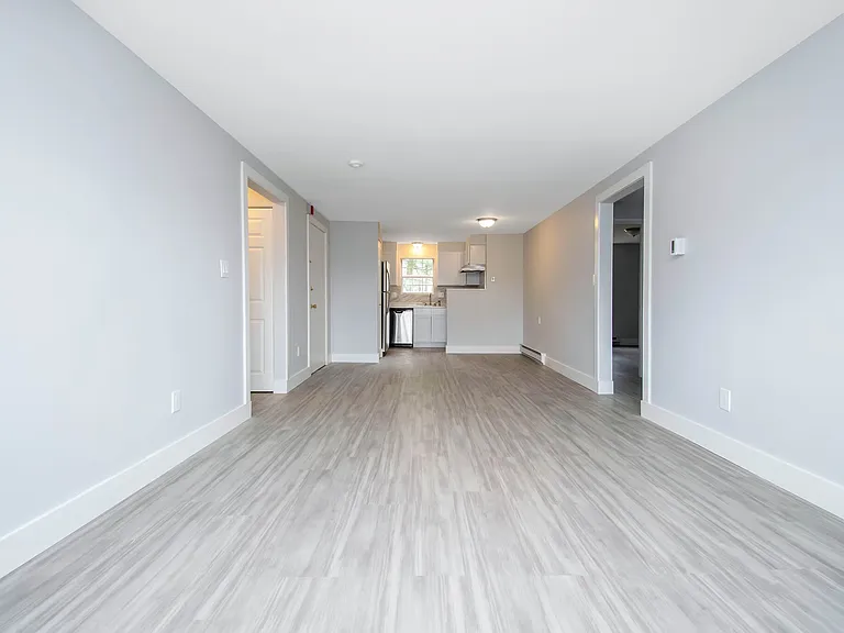 134 E3college Hwy #E3 — Photo 8