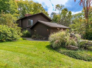 764 Stoney Brook Rd, Northfield, OH 44067