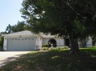 833 Gardenia St, Sebastian, FL 32958