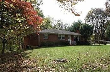 1st image of 558 Pine Dr