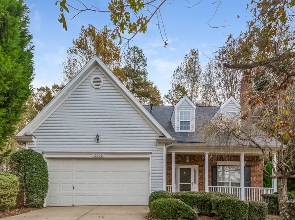 13709 Chambray Ln, Charlotte, NC 28278