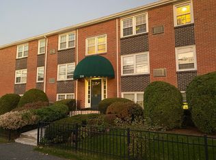 210 Hillside Ave APT 12A, Needham, MA 02494