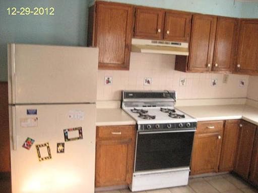 3rd image of 400 E Le Moyne Ave
