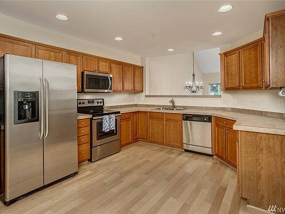 4th image of 2514 85th Dr NE Unit A3