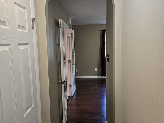 3rd image of 2916 Whitemarsh Pl