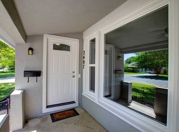 4th image of 2407 Maryal Dr