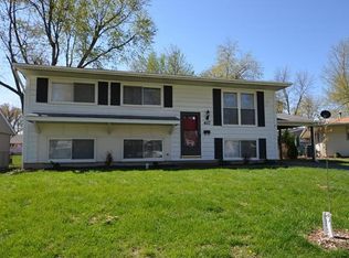 617 W Adams St, O'Fallon, IL