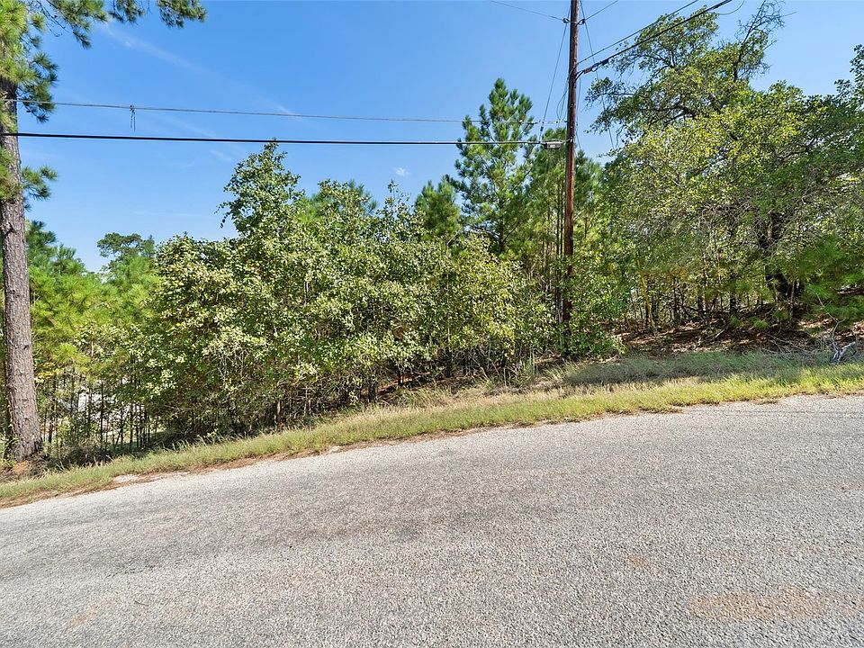 1st image of 847 Mamalu Dr