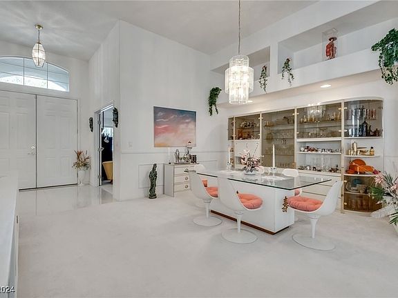 5th image of 6141 Markleham Ave