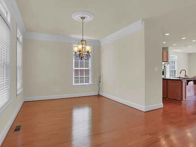 8642 Westford Rd — Photo 11