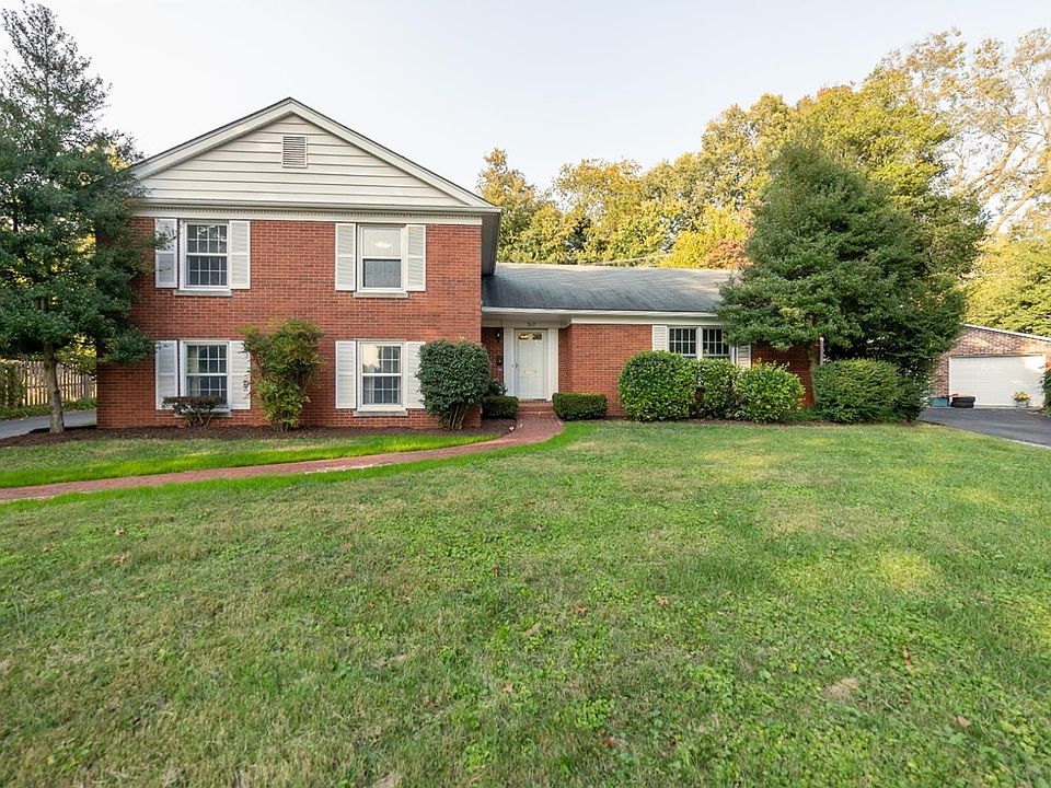 1st image of 317 Malabu Pl