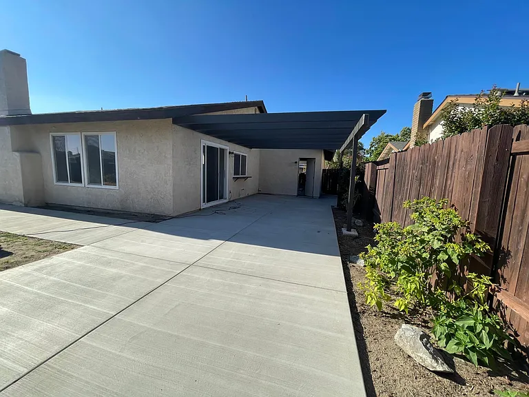 3503 Spruce Ct — Photo 3